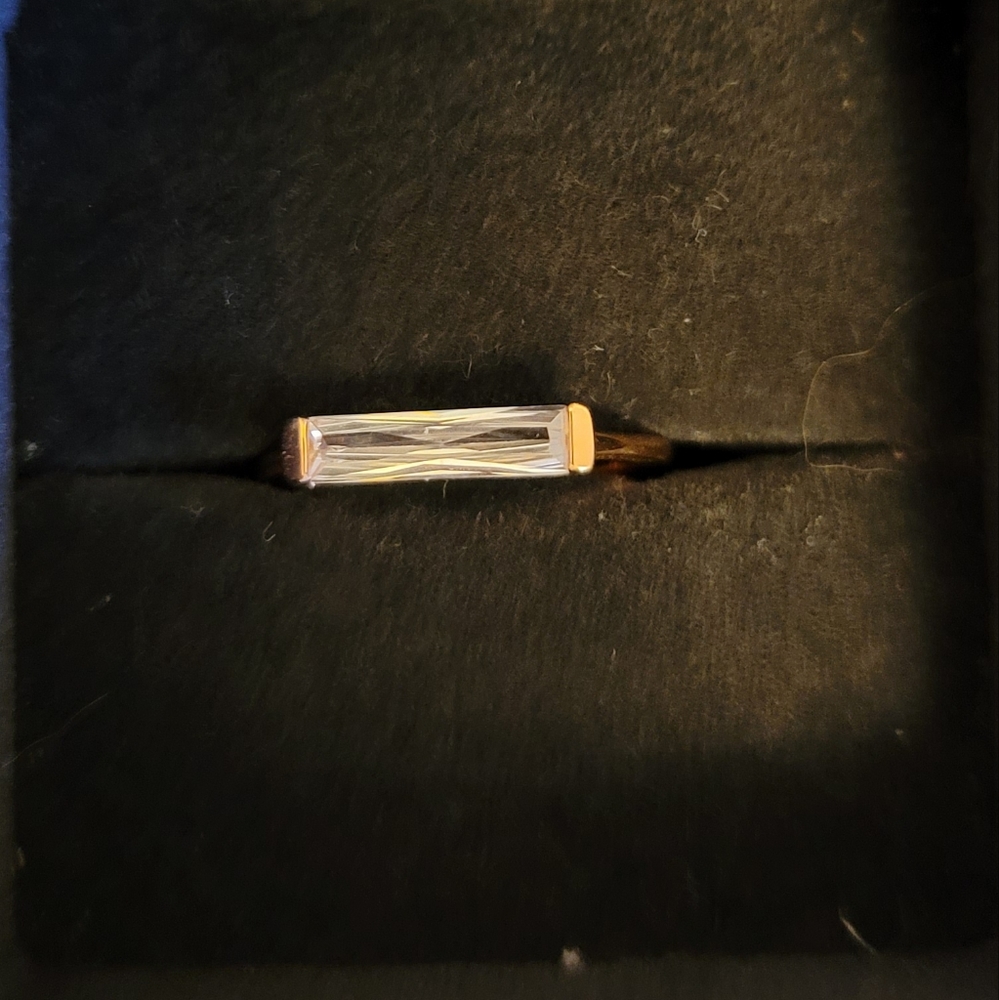 Gold plated Cubic zirconia ring size 7